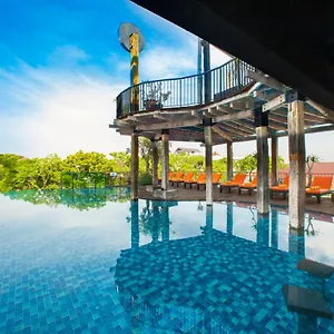 Hotel Sun Island Y